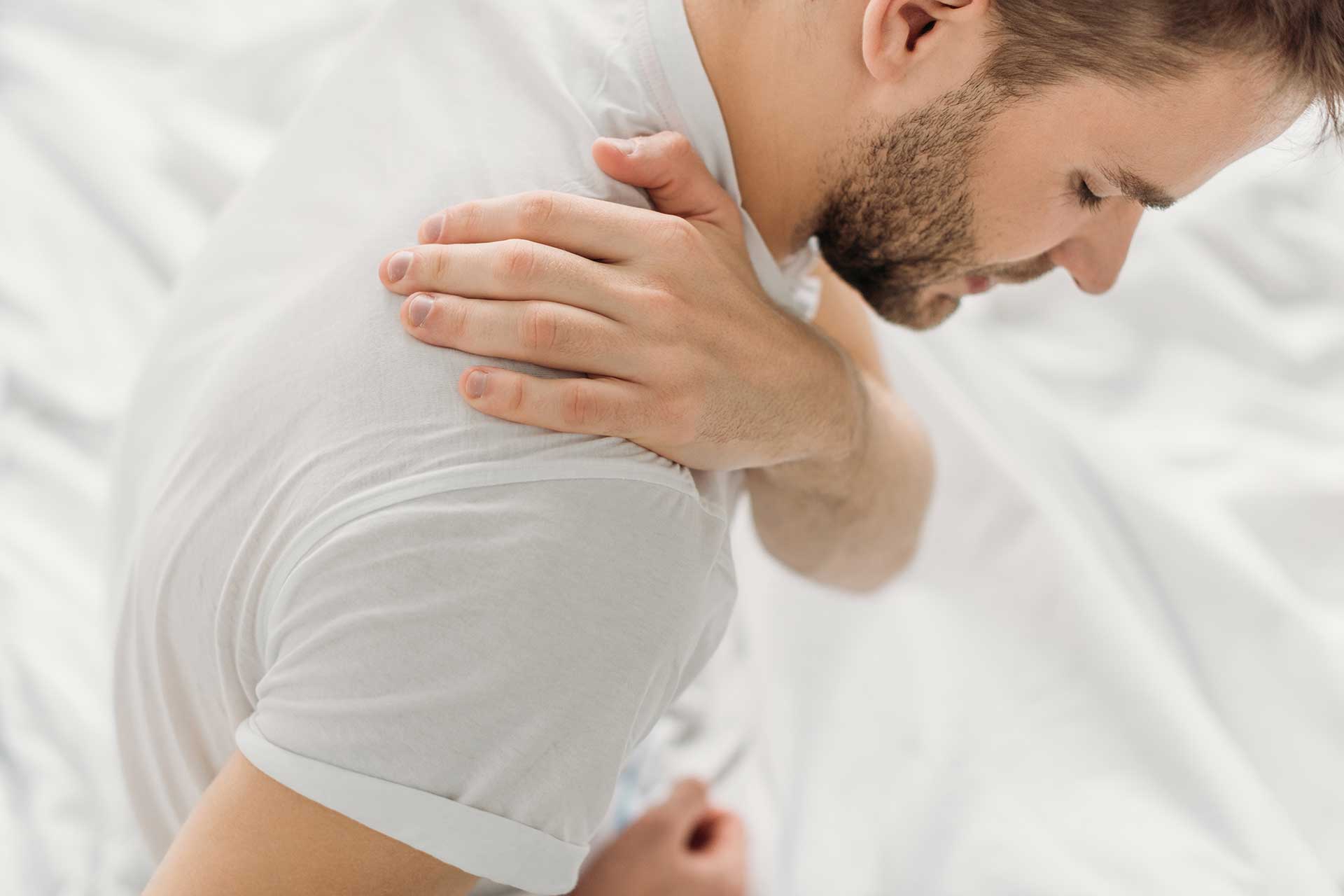 Frozen shoulder pain management