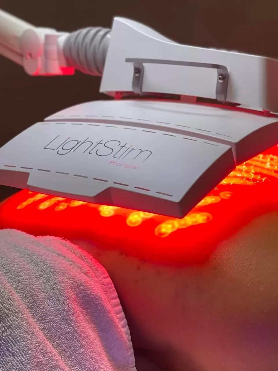 How to Use Red Light Therapy for Sleep (2024) - Mattress Clarity]