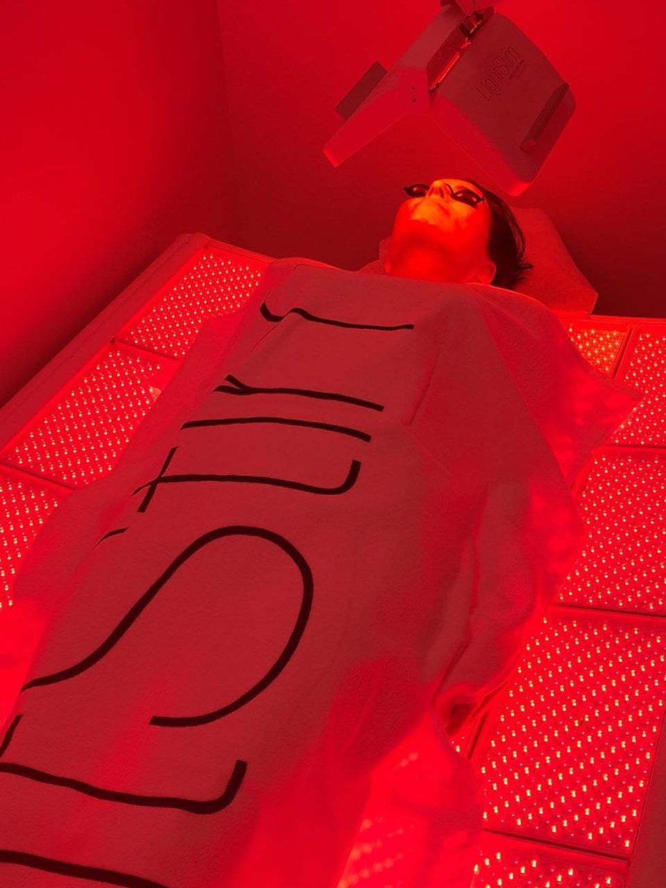 red led light therapy Singapore